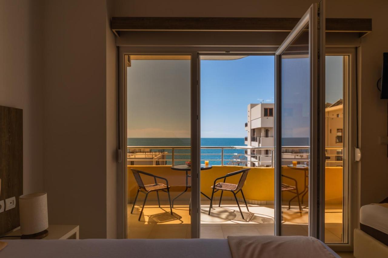 Apartments Добра вода Екстериор снимка