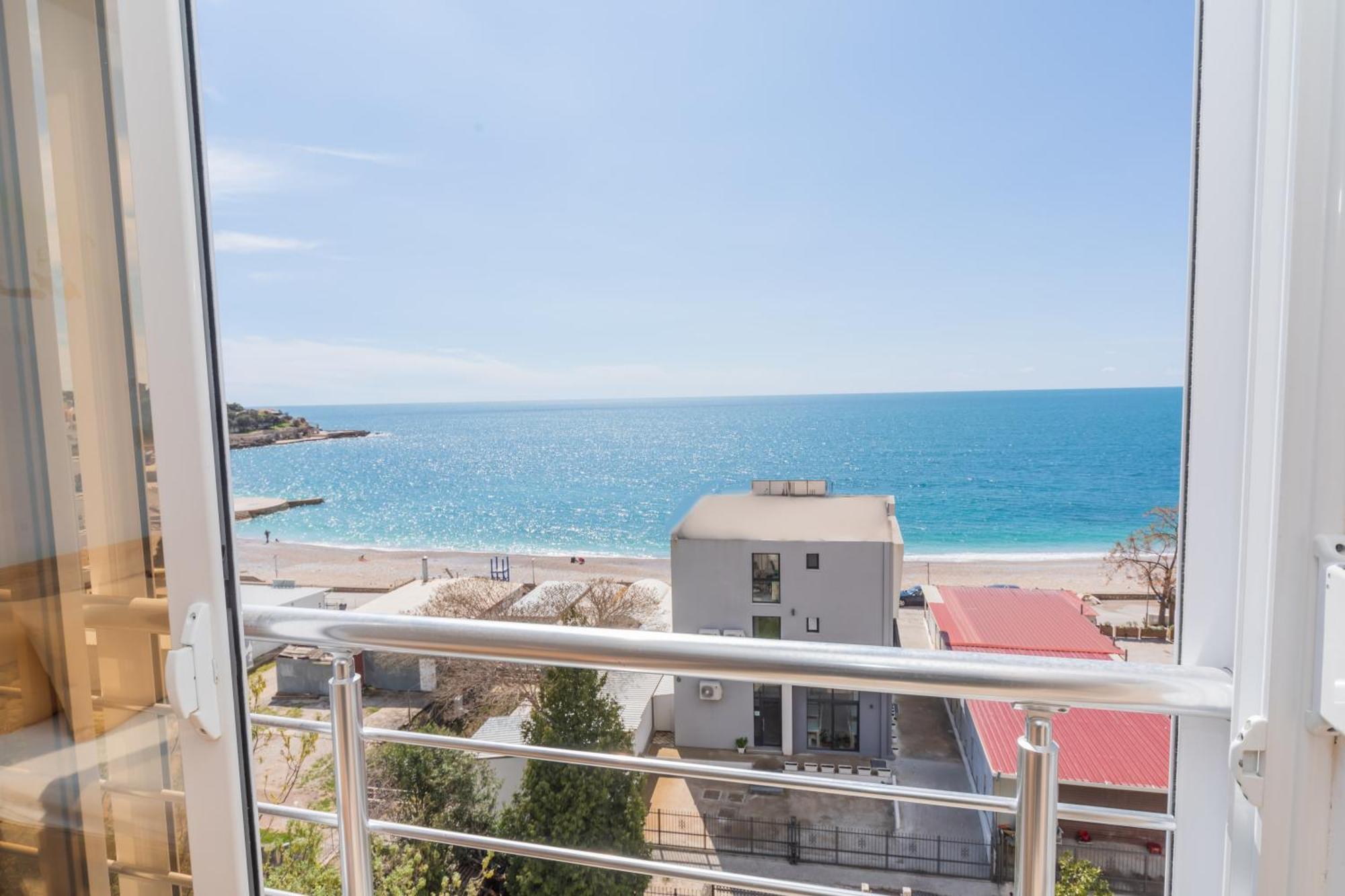 Apartments Добра вода Стая снимка